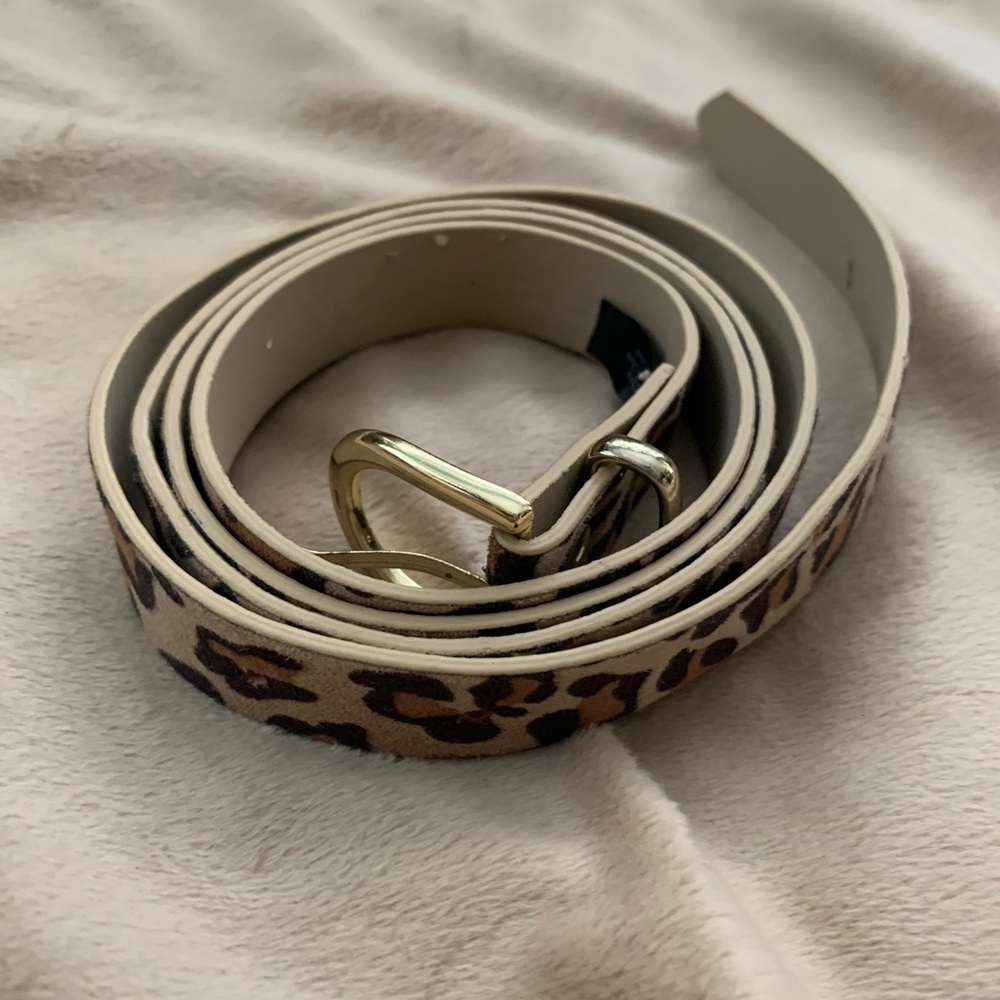 Cheetah-print belt